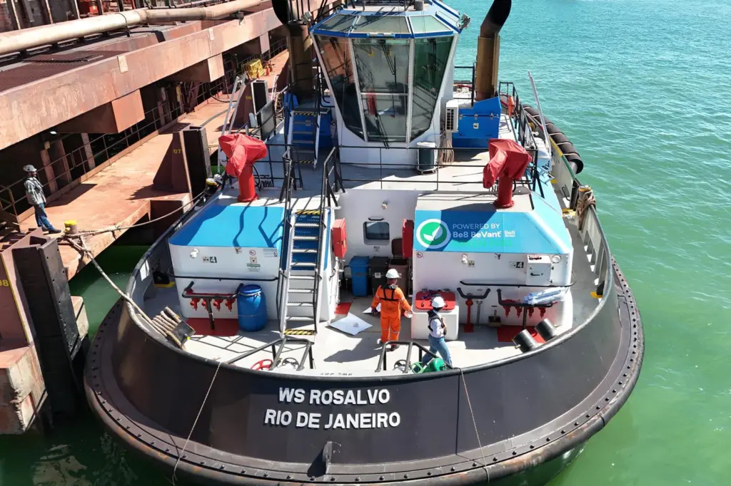 The tugboat WS Rosalvo on the quayside at the Port of Açu