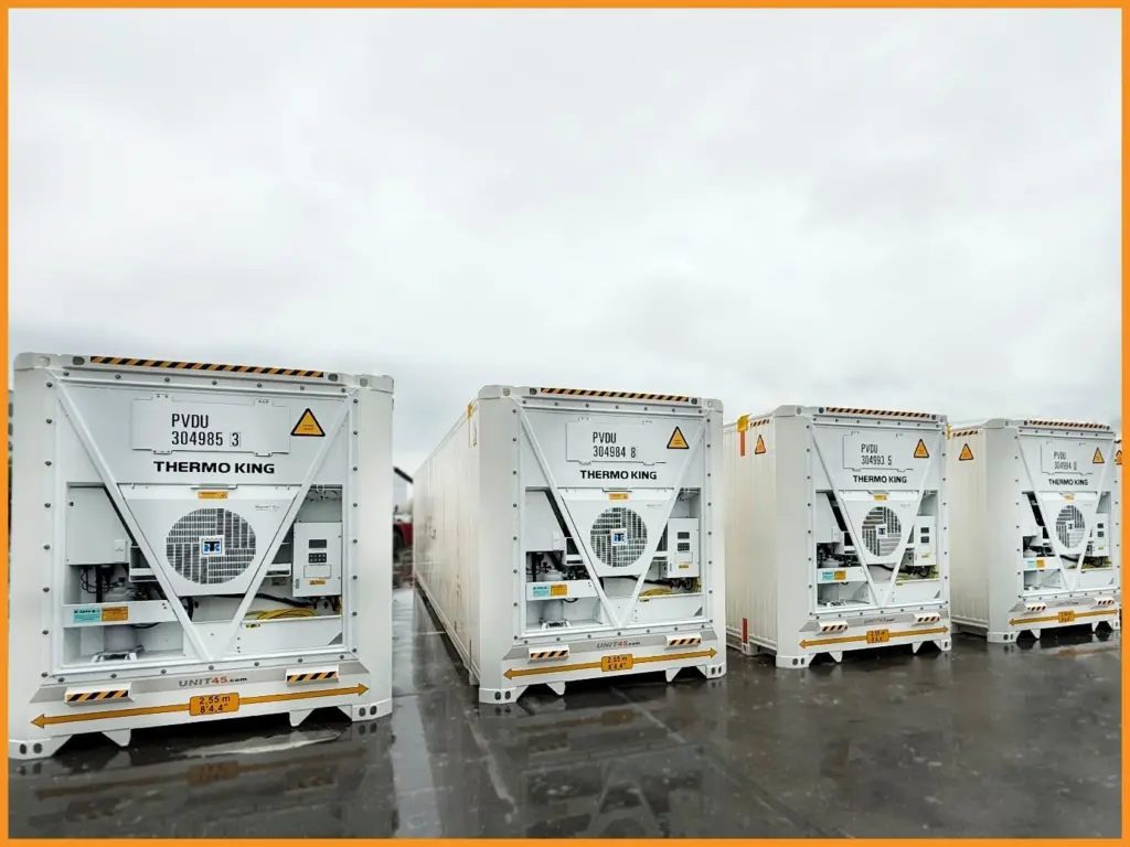 Four UNIT45 electric reefers in a row