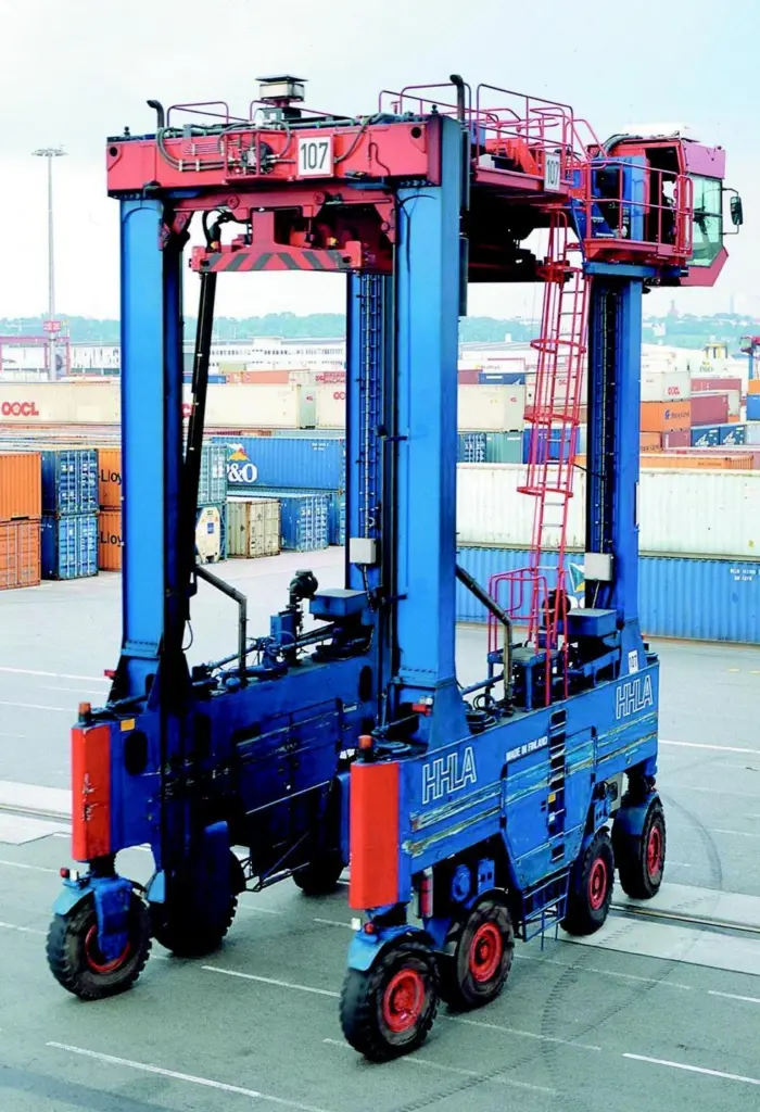 Kalmars CSC 340 strad carrier