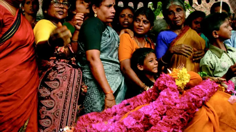India: some weeks of wages and funeral costs