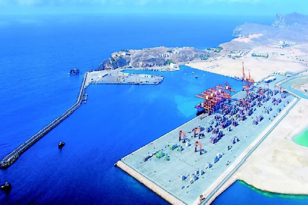 Salalah port: Free Zone will develop value-added industry and logistics