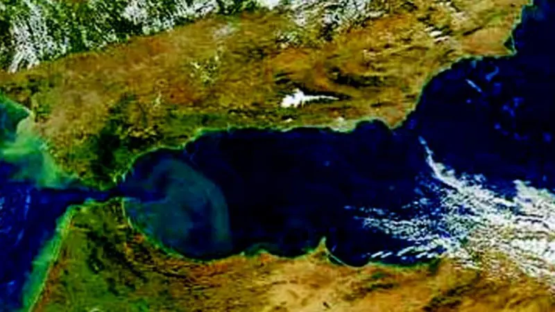 Straits of Gibraltar: Maersk at Algeciras, Malaga and now Tangier