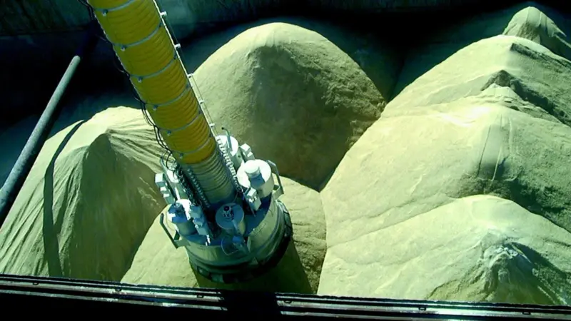 Dust free handling is possible with careful loading chute design Modular design means sections of loading chutes can be quickly and easily replaced if required