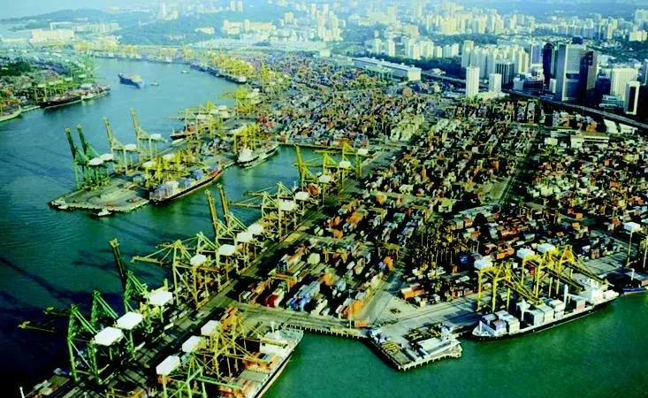 Singapore: bond issue to fund expansion plans