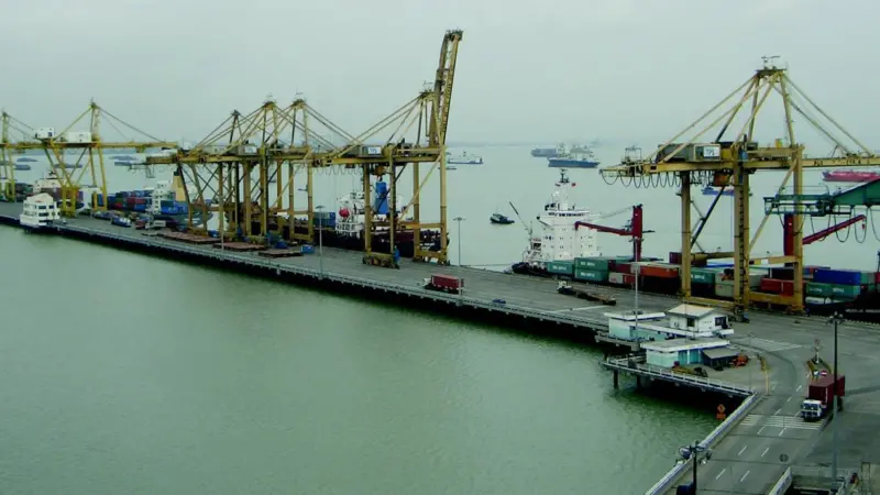 Pt Terminal Petikemas Surabaya