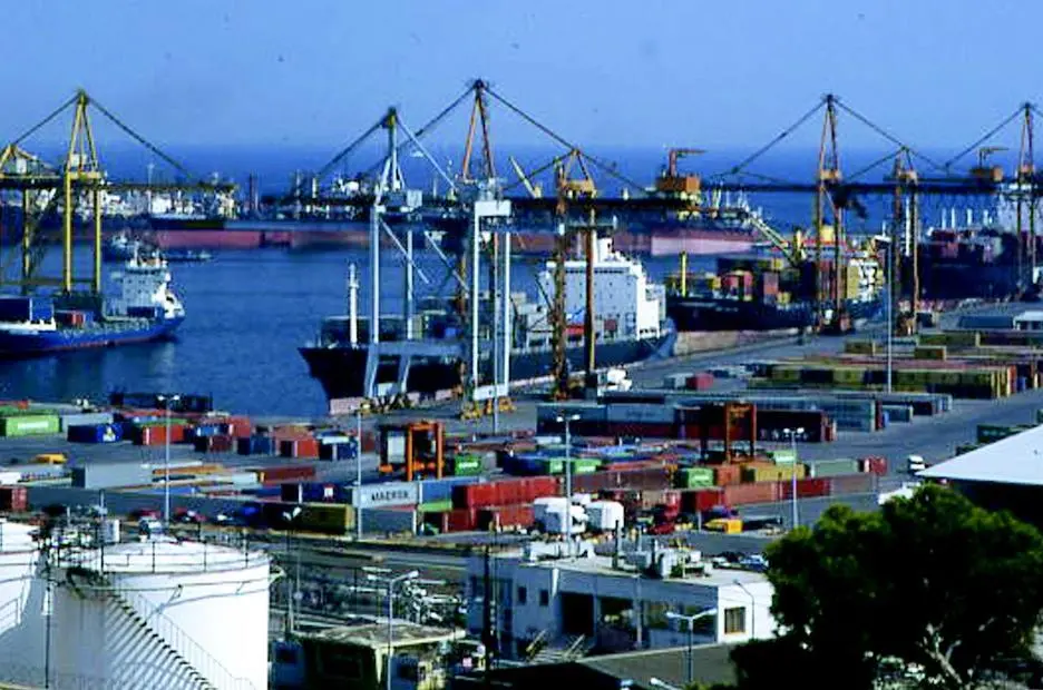 Piraeus: handling rates improved