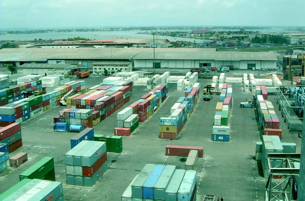 Vridi Container Terminal at Abidjan where the Ledeco project has been shelved