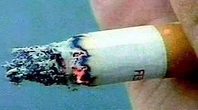 Smokers caught between two contradictory elements