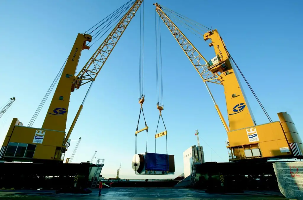 HMK 8710s for Carrara, Italy