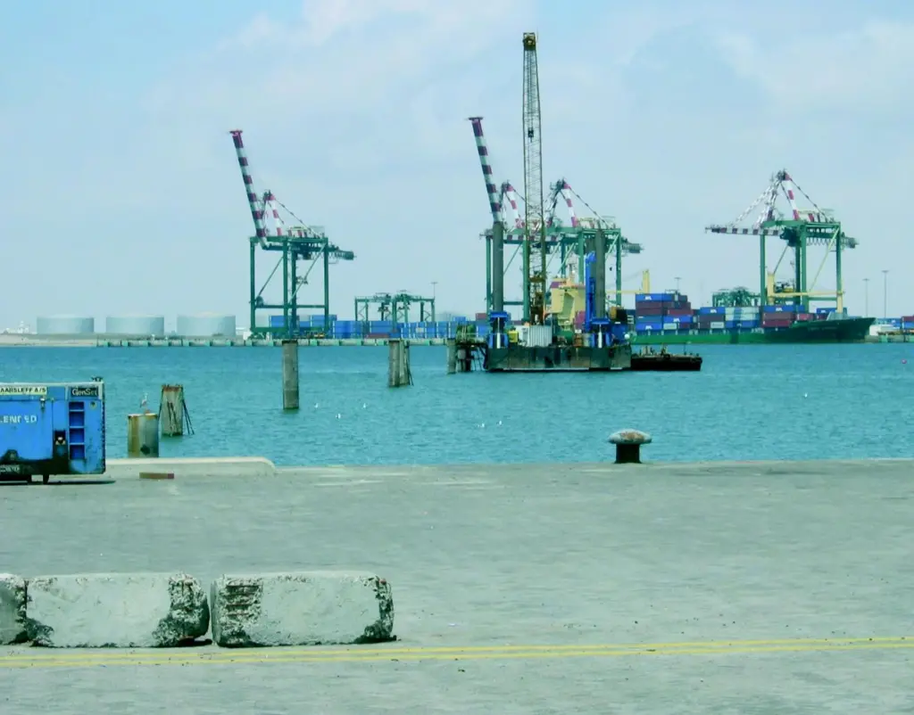 Aden Container Terminal with the commencement of the Flour Mill Jetty works in the foreground