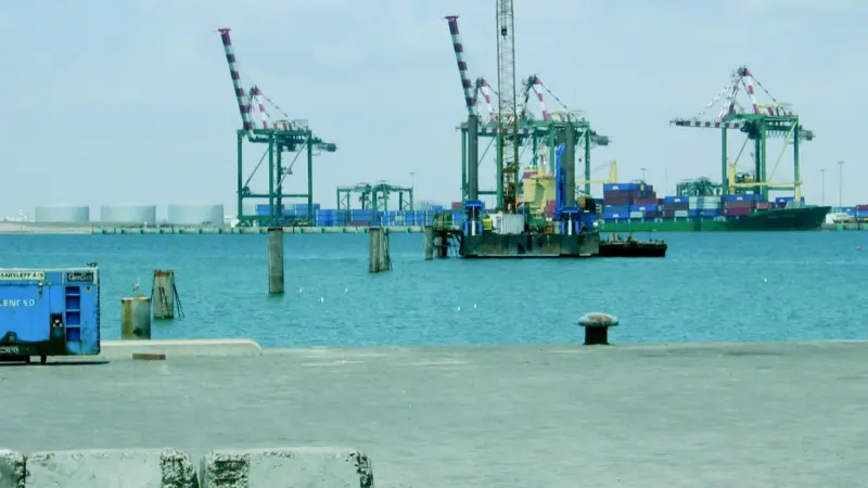 Aden Container Terminal with the commencement of the Flour Mill Jetty works in the foreground