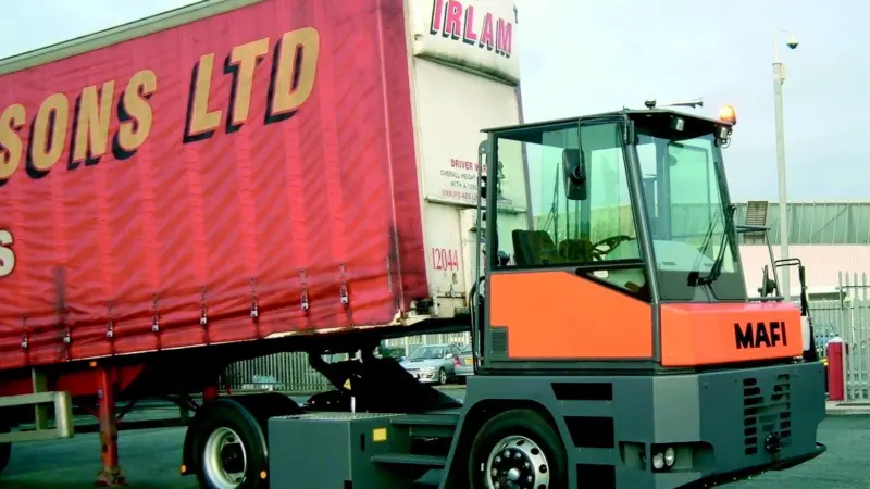 Mafis new MT 25 YT terminal tractor at work in the UK