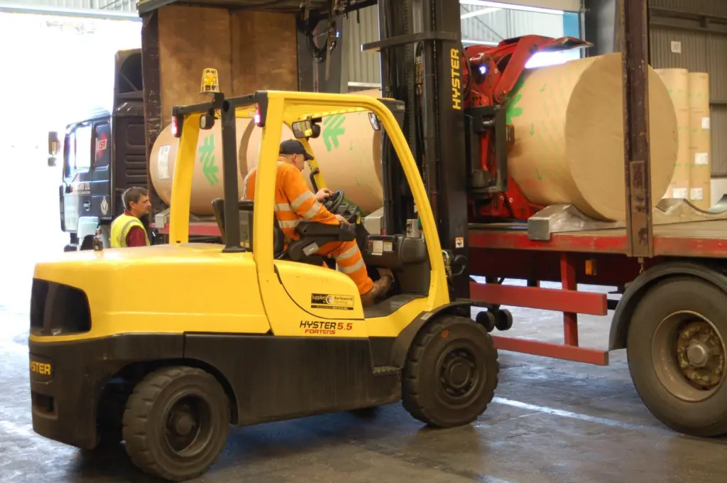 Port Strategy: Clydeport paper contract has prompted Hyster FLT order