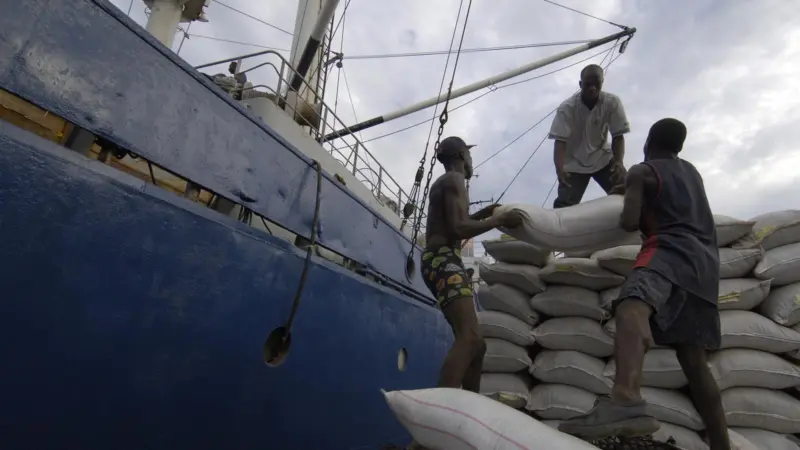 Port Strategy: Tema dockworkers embrace Ghana's privatisation plans