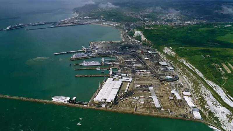 Dover_eastern_docks.jpg