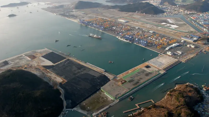 Port Strategy: Busan ties in Korean partner to boost traffic