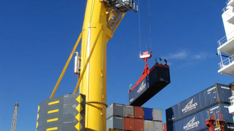Port Strategy: Crane manufacturer has broken into the South American market