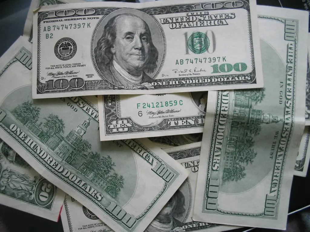 Port Strategy: Russian port turns its back on the greenback