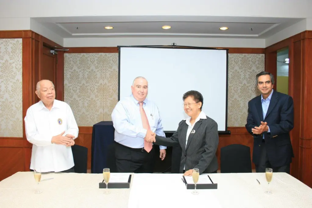 00_94564_Asia_-_ICTSI_signing