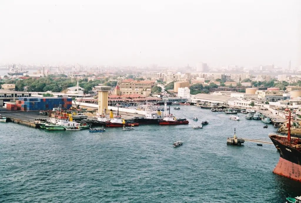 00_93074_karachiport