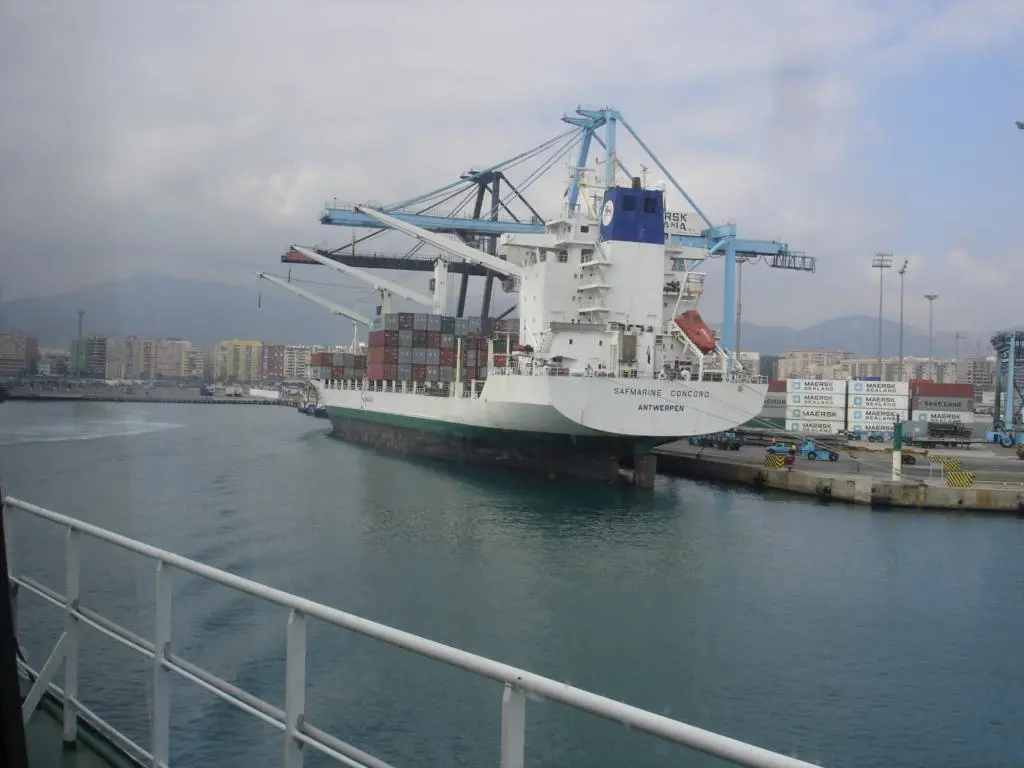 Port Strategy: APM Terminals is committed to Algeciras despite fears that Valencia will outstrip the port to become Spain's leading container port by the end of the year
