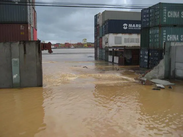 Port Strategy: Brazilian port is swamped by unseasonal high waters
