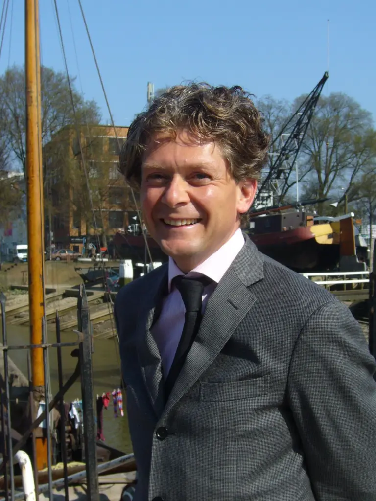 Port Strategy: "Too many KPIs can start to annoy; it is like a marriage if the husband and wife are always checking on each other", Paul van Eulem, MTBS