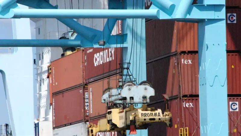 00_92677_Jaxport_1
