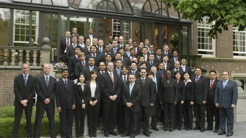 00_94919_Europe_APM_Magnum_and_Magnet