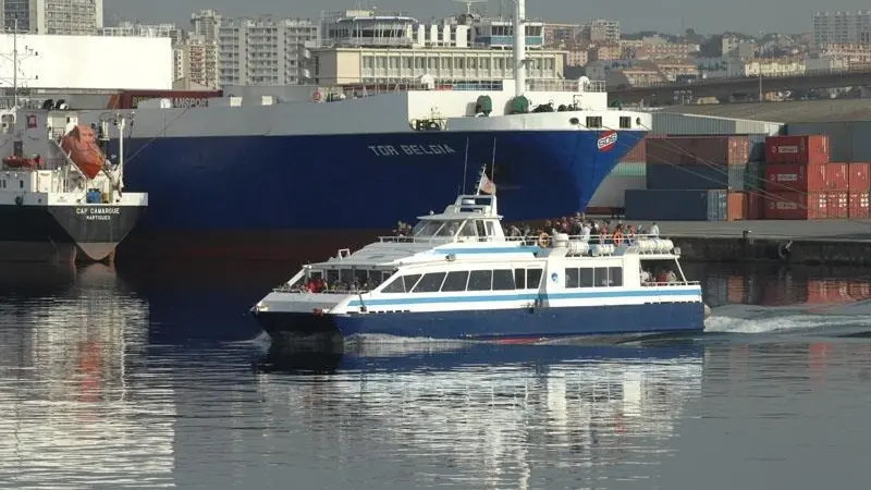 00_94995_Marseilles_Fos_port