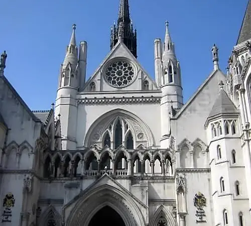 00_94534_English_law_courts