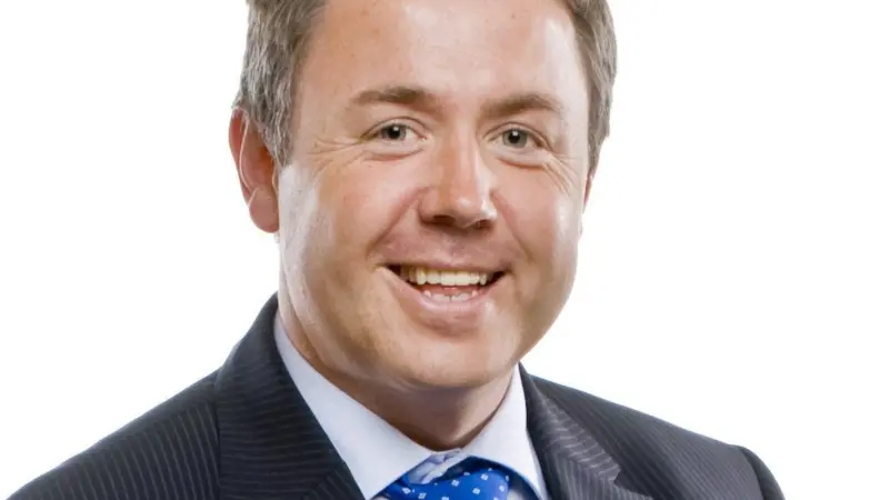 00_93546_Mike_Burns