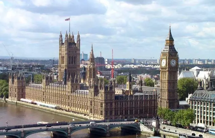 00_94845_UK_parliament
