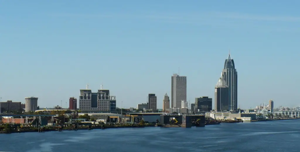 port_city_of_Mobile,_AL.jpg
