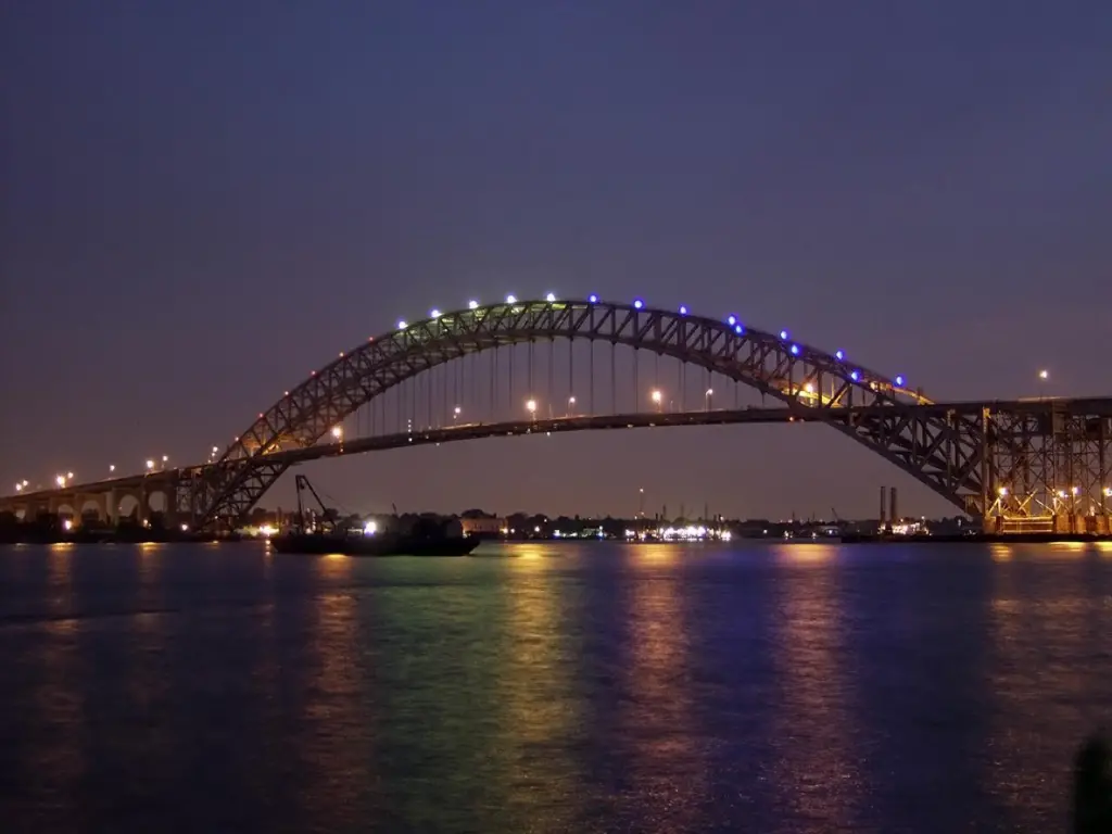 Bayonne_bridge_sunset.jpg