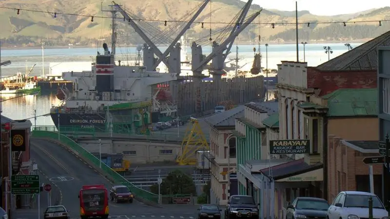 800px-Lyttelton_Port.jpg