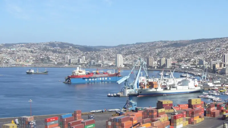 00_95247_Valparaiso_Port_Chile_-_new._Credit_-_Luigi_Bosca