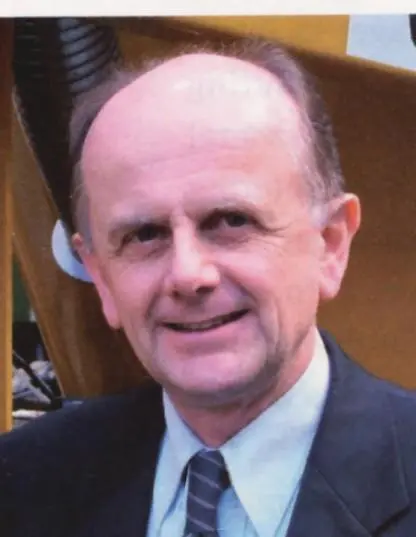 "If the ship is moving, not only can damage occur to the hold, but the feeder head can be damaged," Alain de Visscher, Vigan