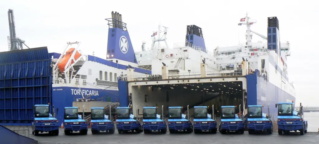 Port Strategy: DFDS works its new tugs hard to compensate for the comparatively short front-line life