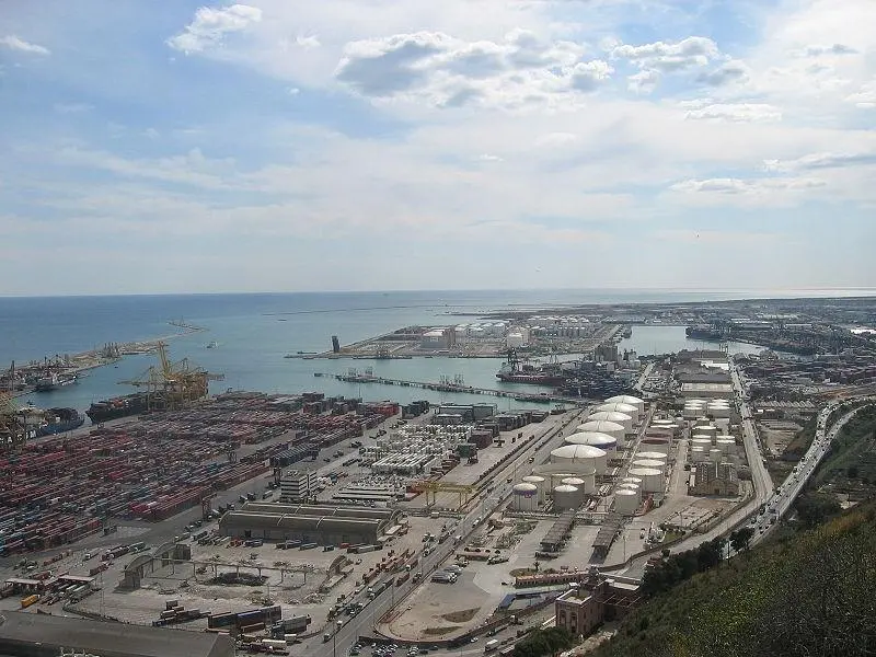 00_94850_Barcelona_port