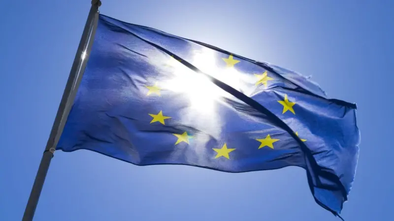 00_95730_EU_Flag_RF123
