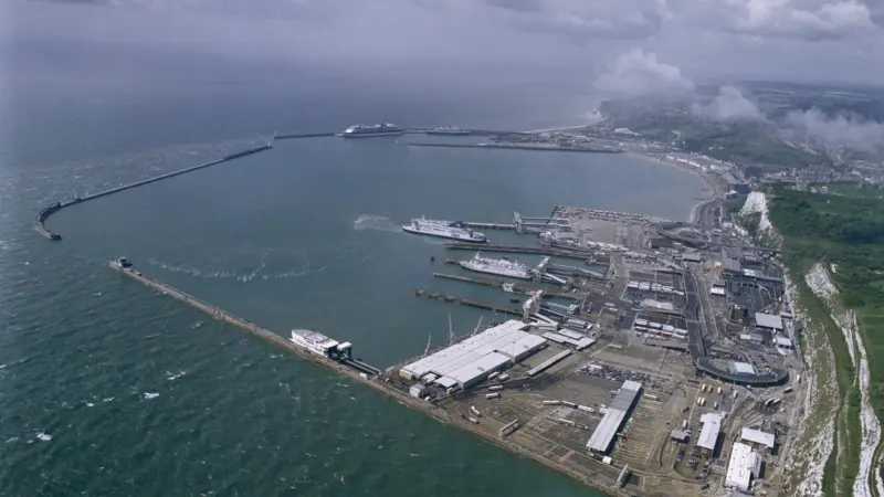 00_95767_Dover_port