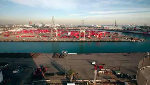 The modernisation of the Middle Harbor