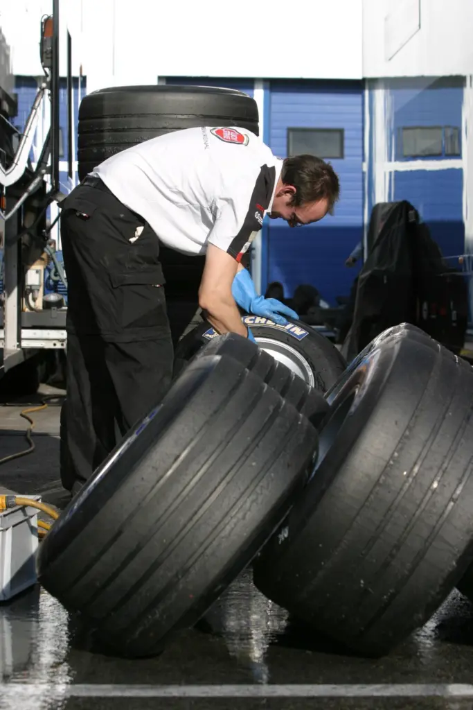 Port Strategy: No-one’s suggesting your quayside tyres need this sort of cosseting, but neglect bordering on abuse is guaranteed to shorten tyre life and increase costs