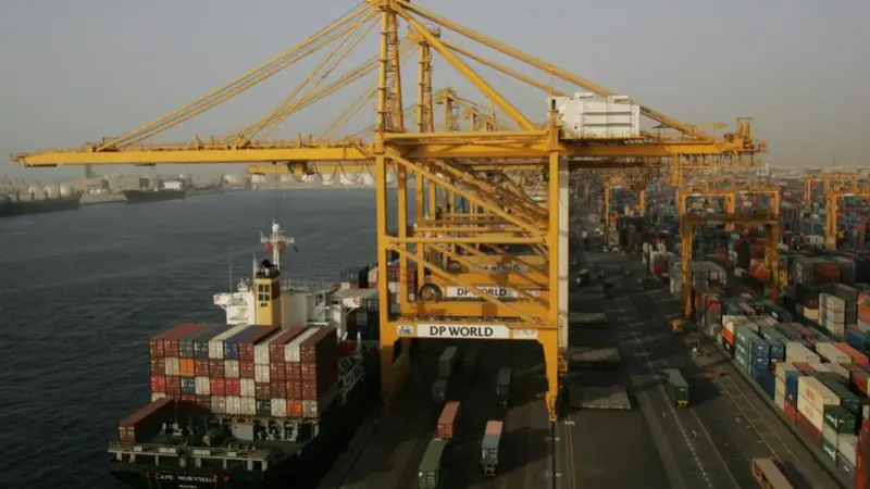 DP World hopes to attract investors to London listing