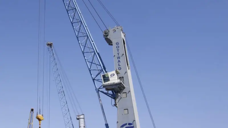 Gottwald’s G HMK 6407 for Qatar Petroleum