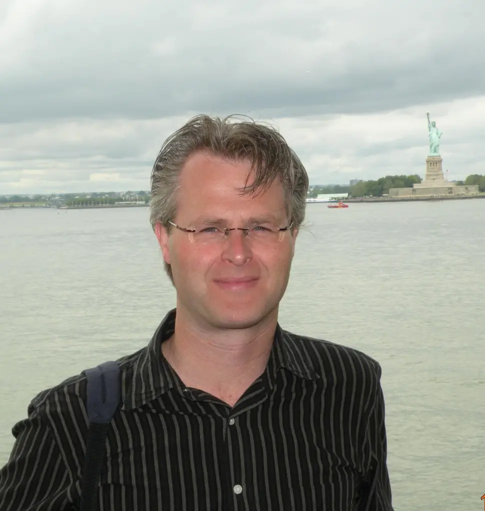 Port Strategy: "What is striking is that there are hardly any lease or concession agreements that incorporate green issues," Theo Notteboom, Institute of Transport and Maritime Management Antwerp