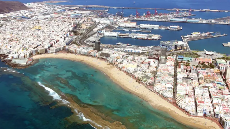 Port of Las Palmas, where expansion plans include extending the existing free zone area.