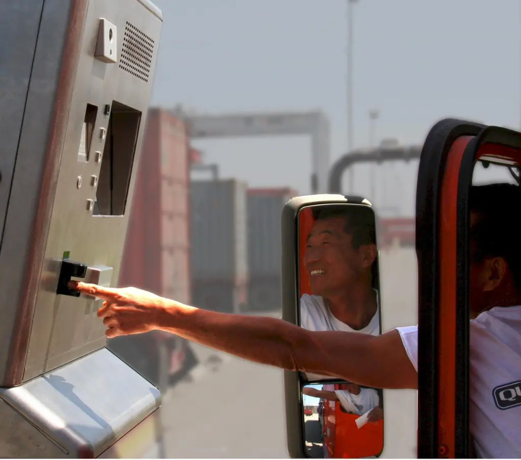 Port Strategy: Truck drivers can now self-serve at automated gates, saving time