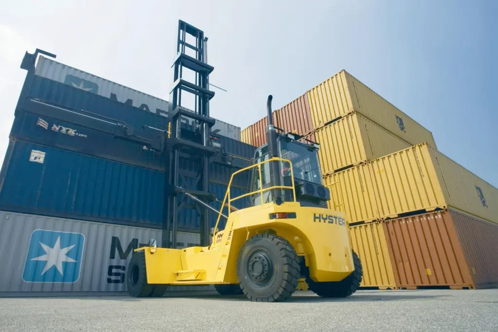 Hyster’s latest ECH models take advantage of the new XTL axle